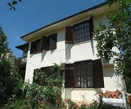 Misafir Evi